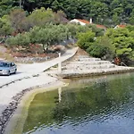 Dom wakacyjny House With A Parking Space Bobovisca, Brac - 11435 Ložišće